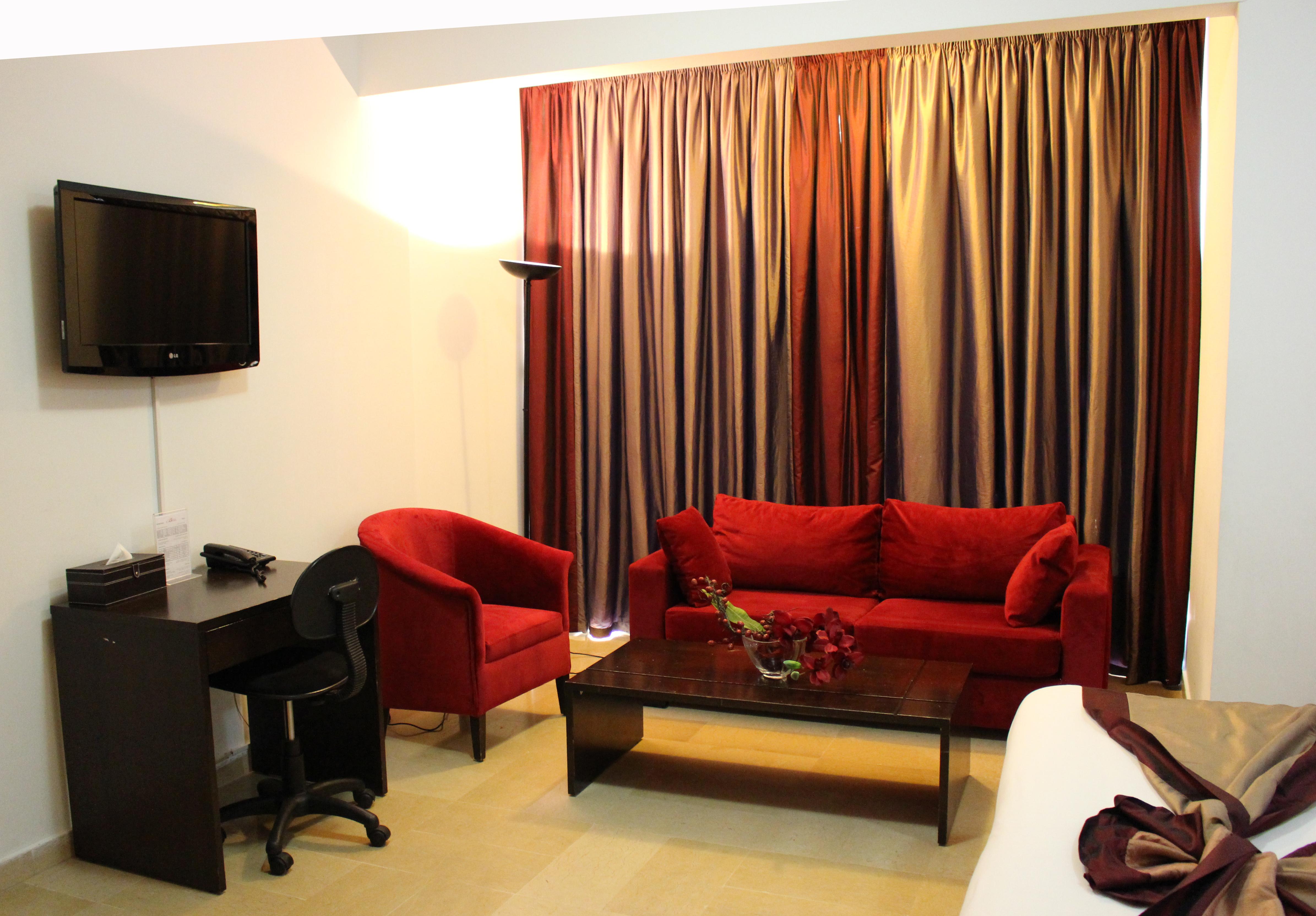 Bliss 3000 Furnished Studios Бейрут Екстериор снимка